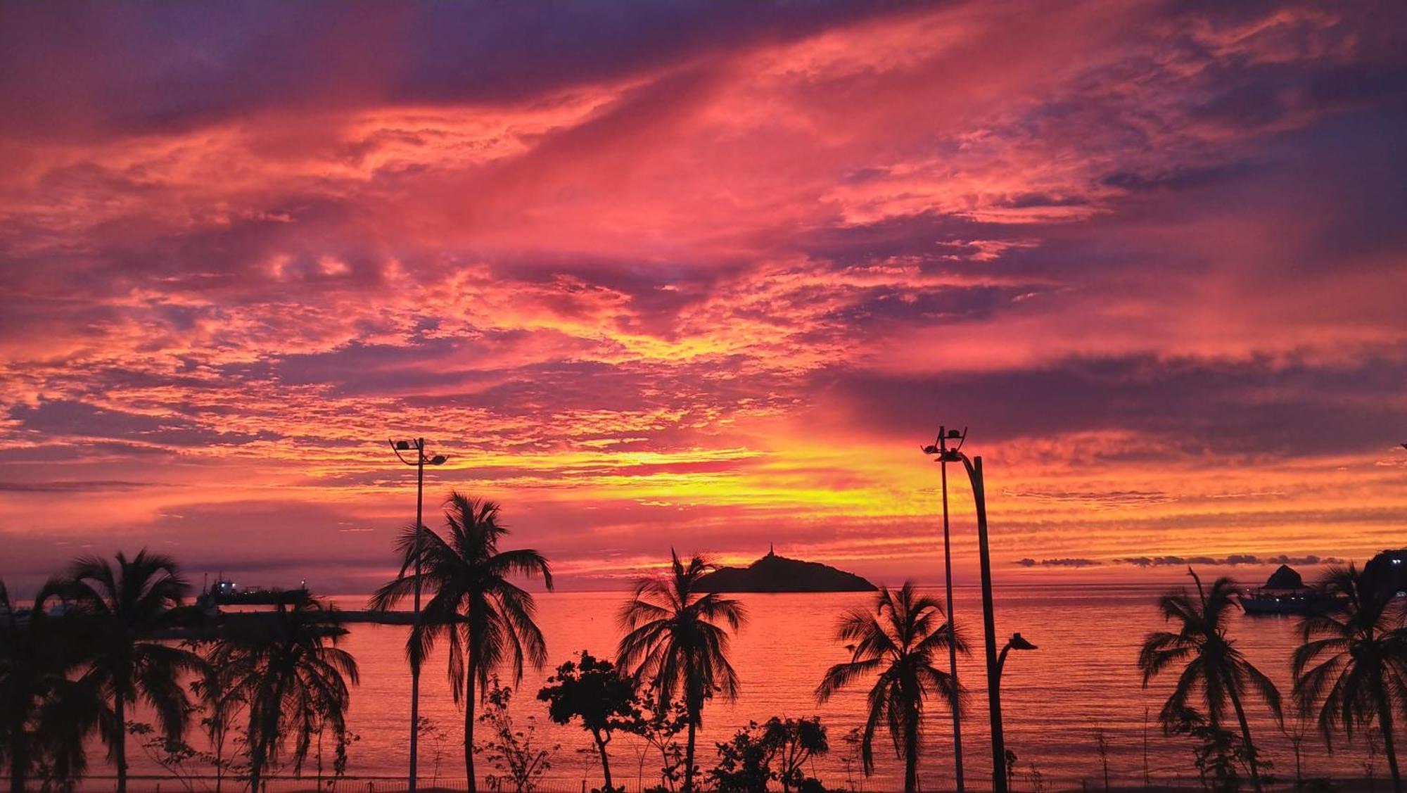 Panamerican Hostel ซันตามาร์ตา ภายนอก รูปภาพ